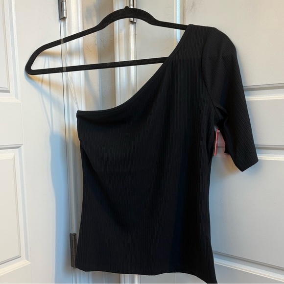 Spanx NWT Ribbed Black One-Shoulder Top Size XS - Picture 2 of 6